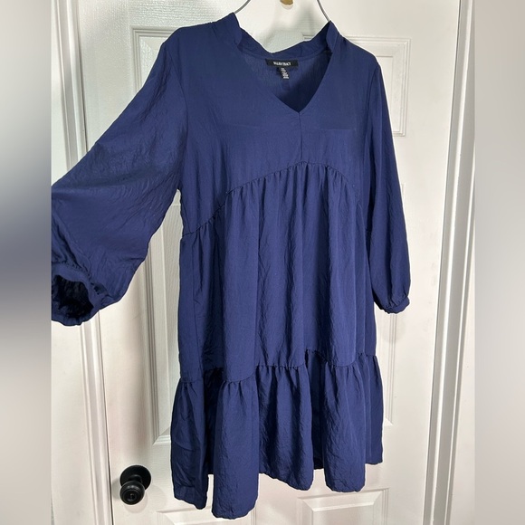 Ellen Tracy Deep Blue V-Neck Dress - Picture 2 of 4